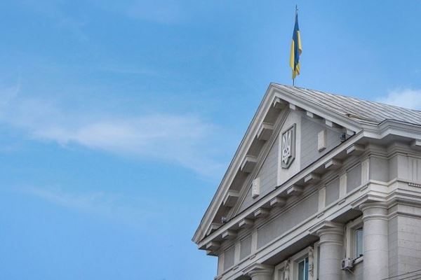 Украинских госслужащих проверят на наличие родственников с гражданством РФ