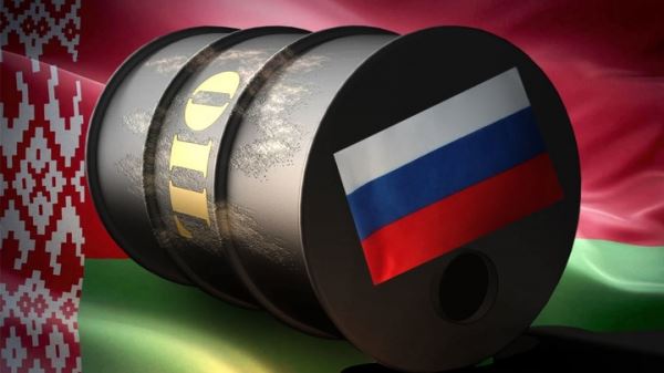 Российский налоговый маневр в нефтяной отрасли принесет Белоруссии миллиардные убытки